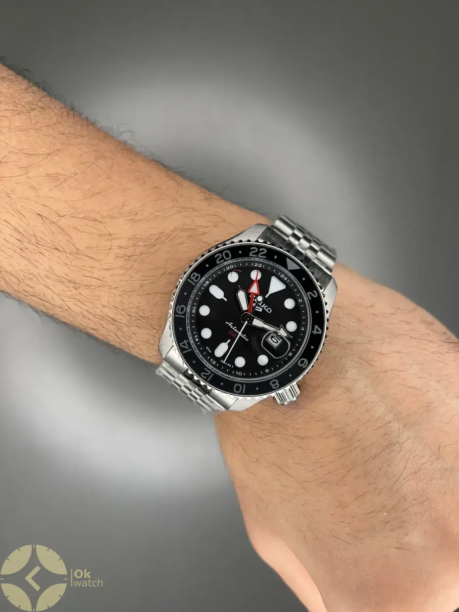 ساعت مچی سیکو 5 بند سیلور صفحه مشکی Seiko 5 GMT