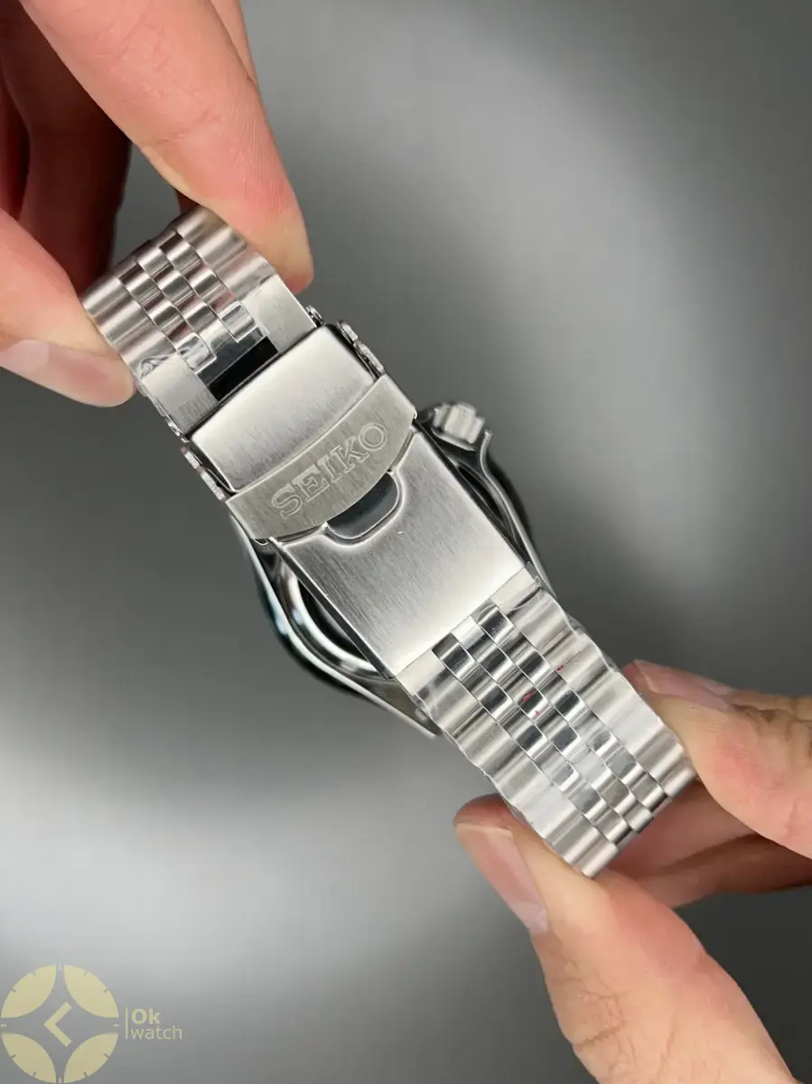 ساعت مچی سیکو 5 بند سیلور صفحه قرمز Seiko 5 GMT