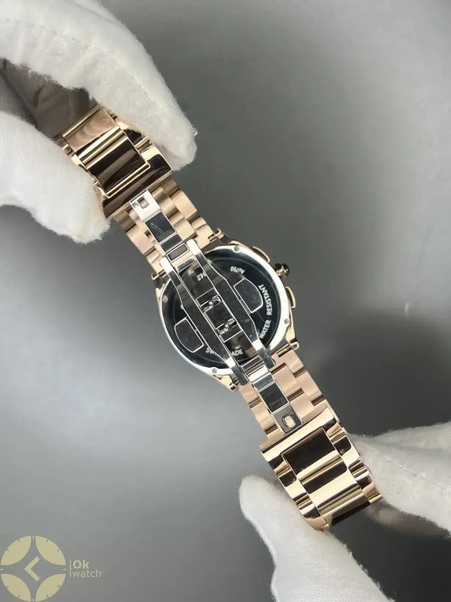 ساعت مچی کارتیه کورنوگراف بند رزگلد صفحه سفید Cartier