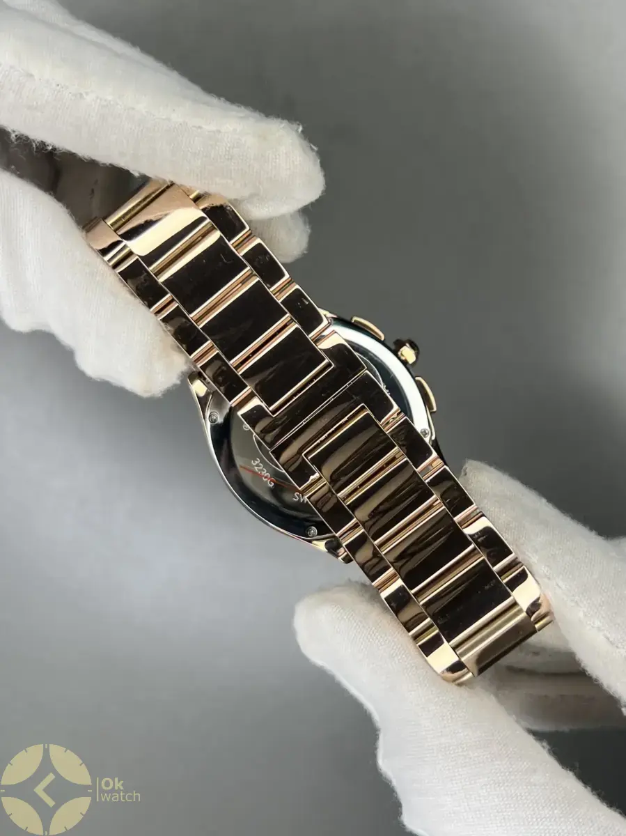 ساعت مچی کارتیه کورنوگراف بند رزگلد صفحه سفید Cartier