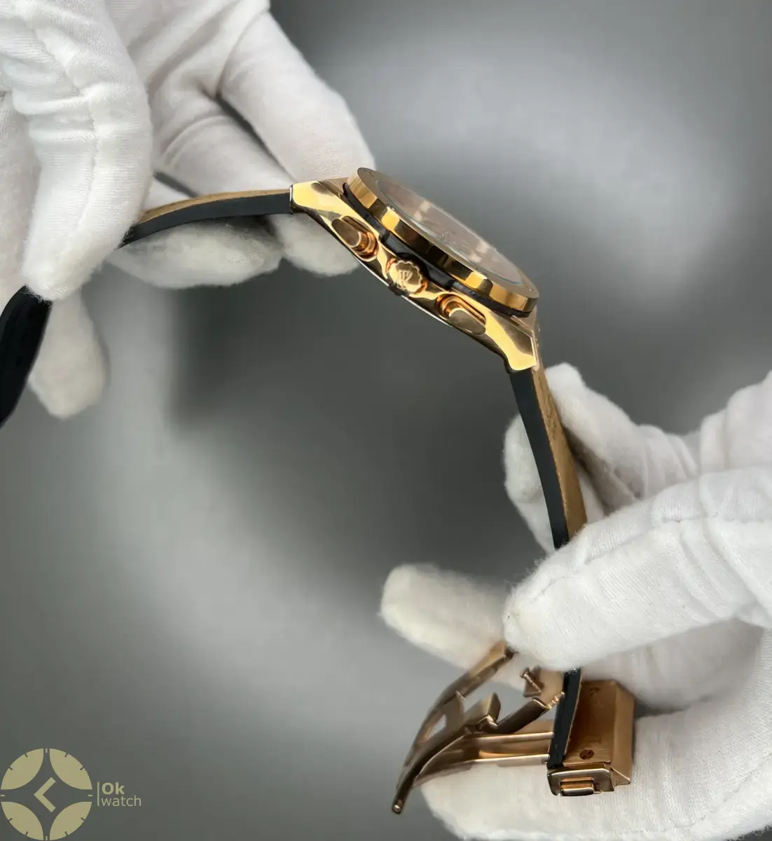 ساعت مچی هابلوت کلاسیک فیوژن کورنوگراف بند شتری صفحه اسکلتون Hublot Classic Fusion