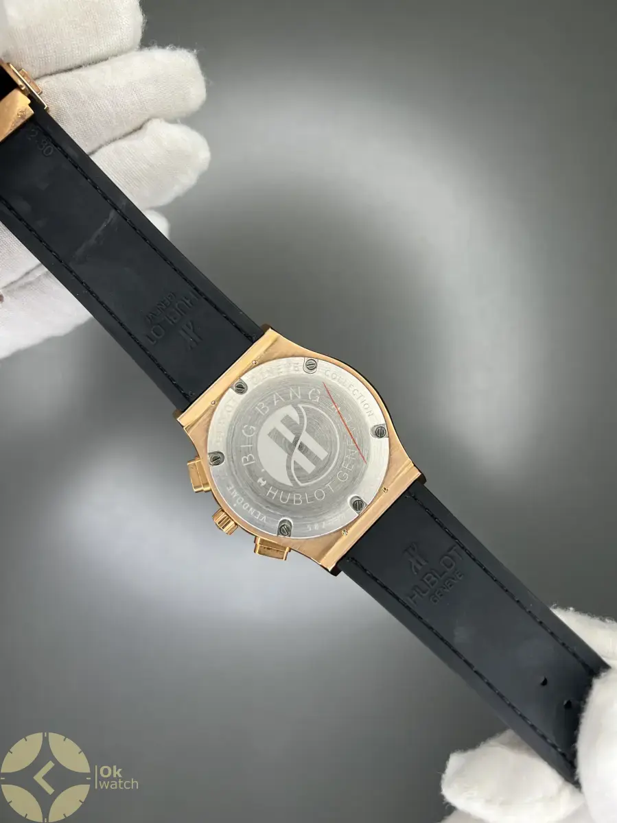 ساعت مچی هابلوت کلاسیک فیوژن کورنوگراف بند شتری صفحه اسکلتون Hublot Classic Fusion