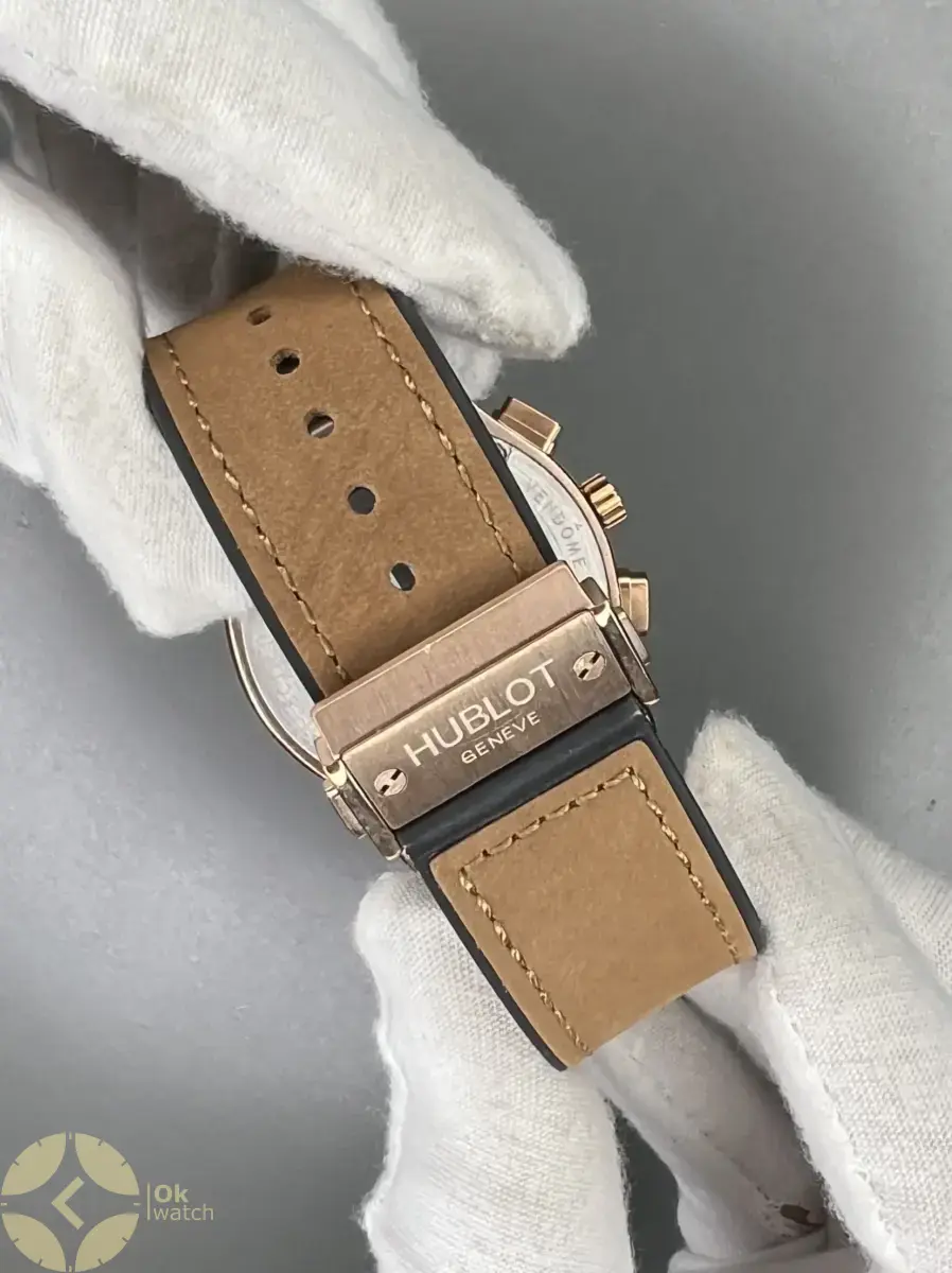 ساعت مچی هابلوت کلاسیک فیوژن کورنوگراف بند شتری مردانه Hublot Classic Fusion