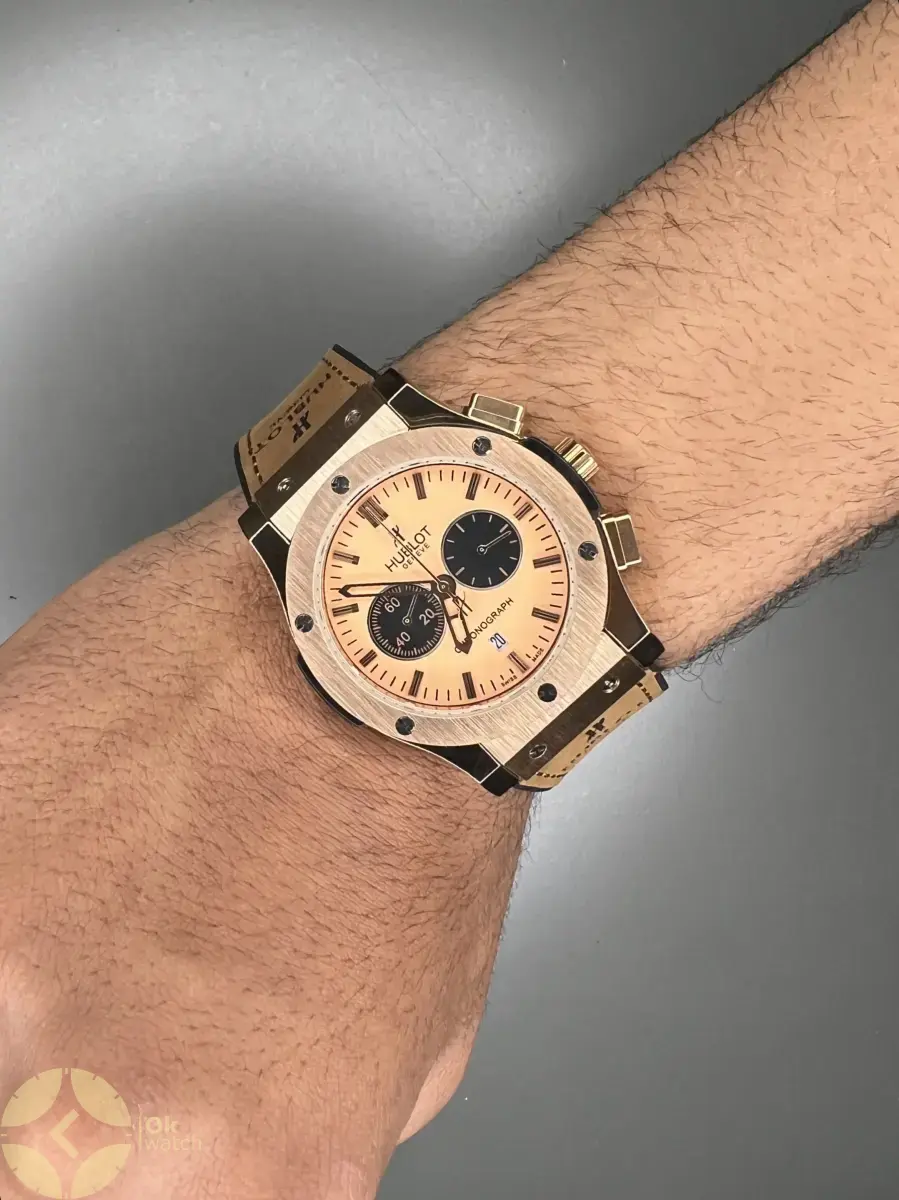 ساعت مچی هابلوت کلاسیک فیوژن کورنوگراف بند شتری مردانه Hublot Classic Fusion