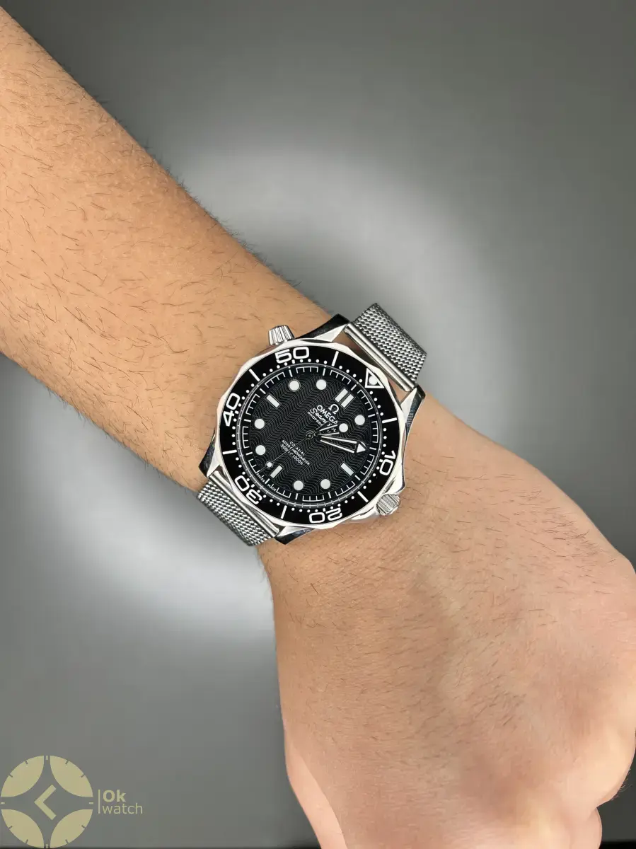 ساعت مچی امگا جیمز باند 007 حصیری صفحه مشکی Omega Seamaster