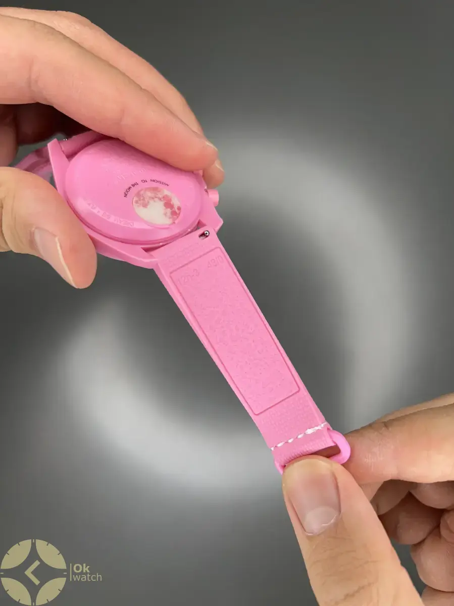 ساعت مچی امگا سواچ بند رابر ماموریت به ماه صورتی Omega x Swatch Mision to the Pink Moonphase Rubber