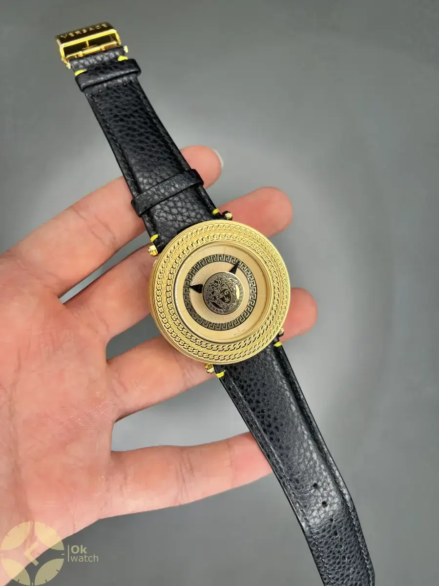 ساعت مچی ورساچه صفحه طرحدار قاب طلایی چرمی طلایی Versace